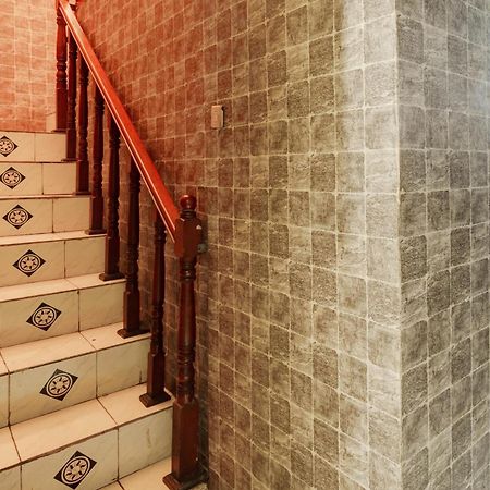 Oyo 93132 Modom Homestay Near Rs Islam Jakarta Pondok Kopi Екстериор снимка